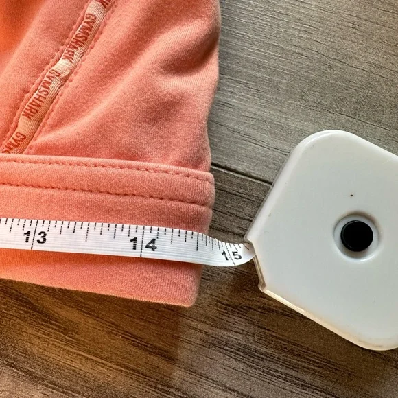 Gymshark Sports Bra in Peach with Removable Cup Pads Crop Top Size Large - Picture 6 of 7